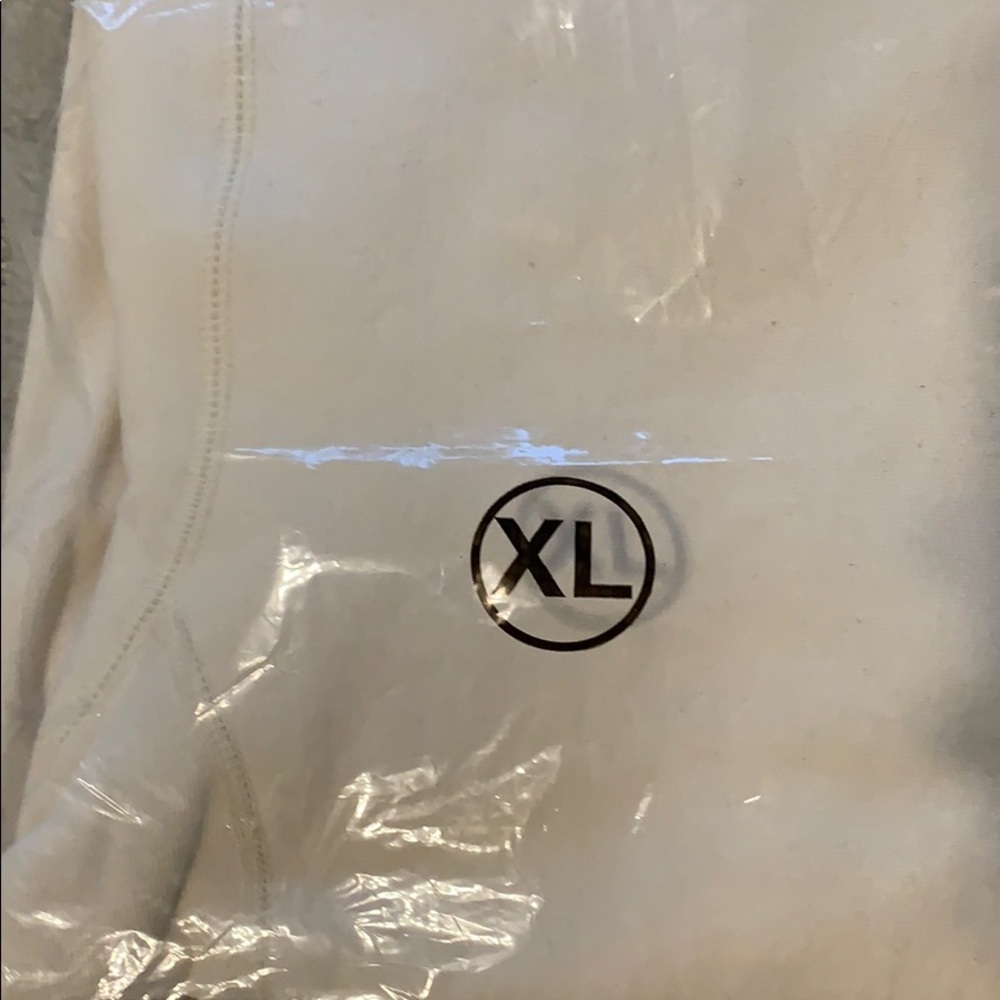 🎉Host Pick🎉 Supreme Micro Logo Hooded Sweatshirt - Picture 4 of 6